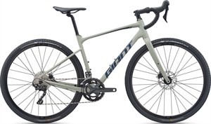 Giant Revolt 1 <BR>- 2021 Aluminium cross cykel