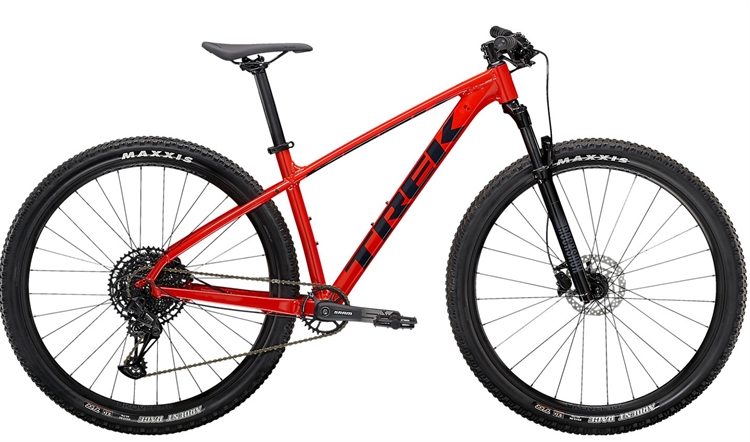 Trek Marlin 8 Red / Black  <BR>- 2022 Aluminium MTB cykel LAGER-TILBUD